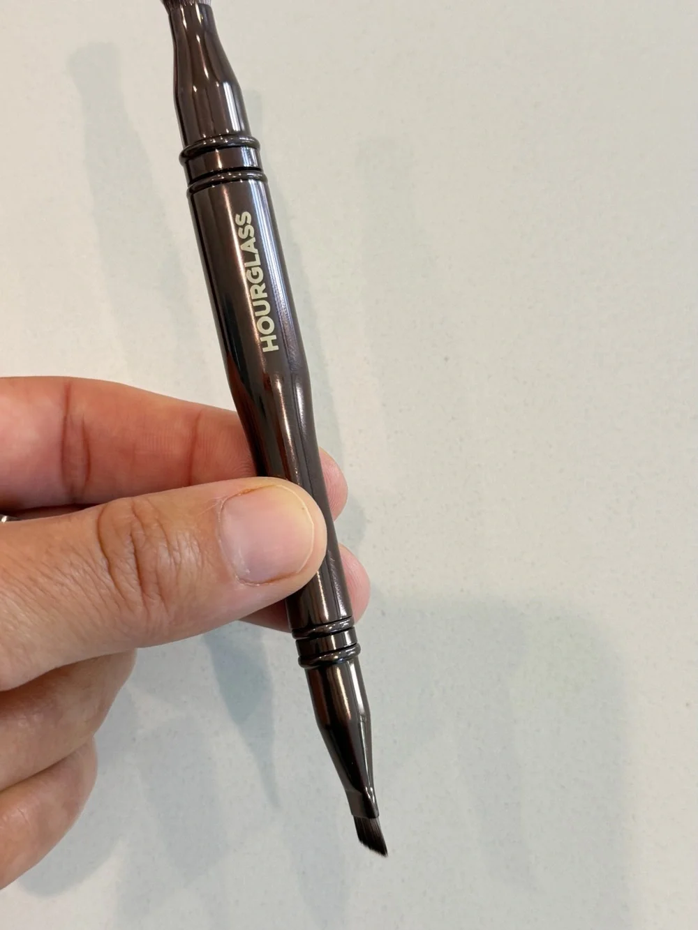 Hourglass Dual-Ended Eye Brush in Bronze Metallic